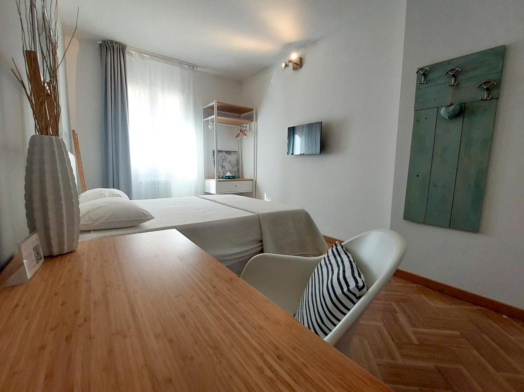 Myway Trieste Rooms Exteriör bild