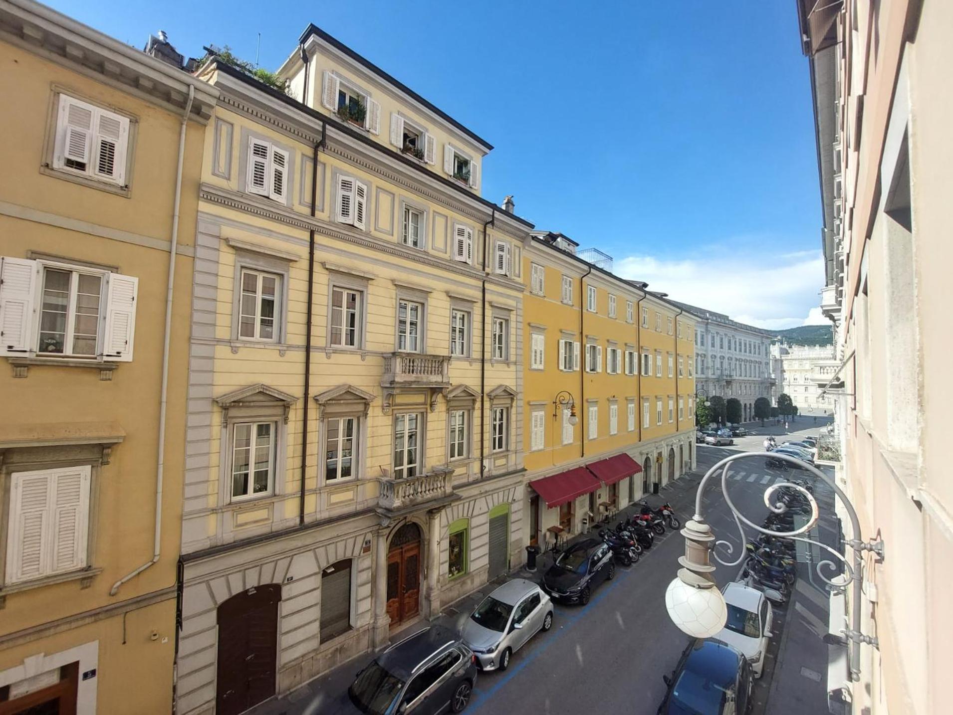 Myway Trieste Rooms Rum bild